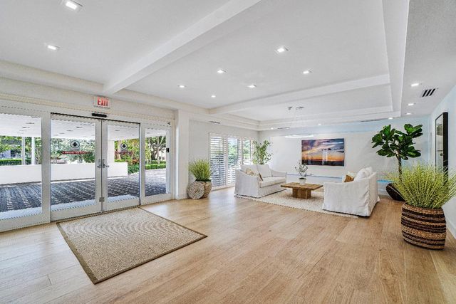 2066 N Ocean Boulevard 9ne, Boca Raton, FL 33431