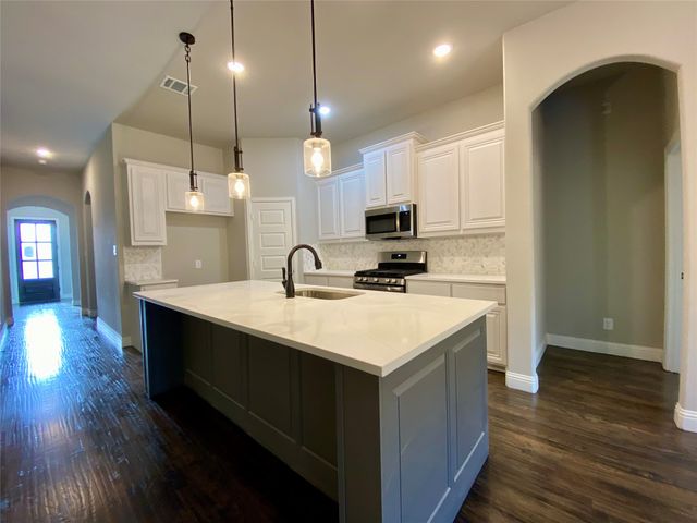 2813 Slamma Trail, Crandall, TX 75114