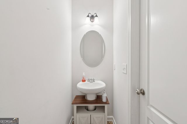 2880 Cooper Brook Drive, Snellville, GA 30078