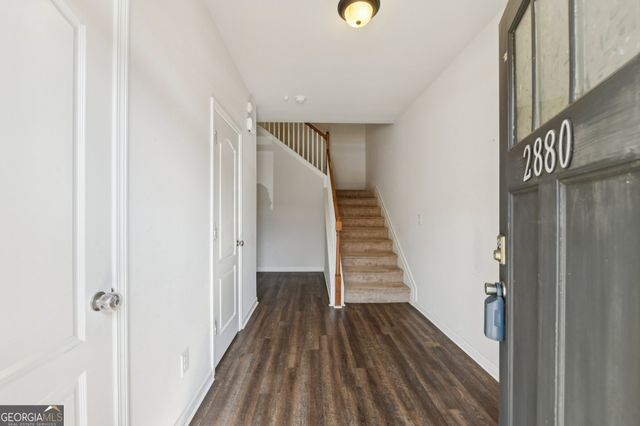 2880 Cooper Brook Drive, Snellville, GA 30078