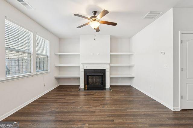 2880 Cooper Brook Drive, Snellville, GA 30078