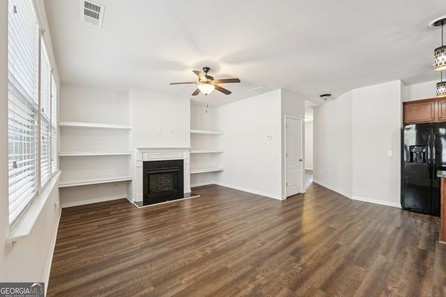 2880 Cooper Brook Drive, Snellville, GA 30078