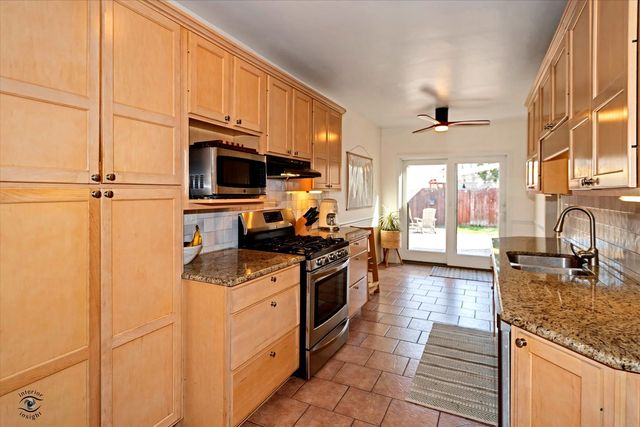 10025 S Hamilton Avenue, Chicago, IL 60643