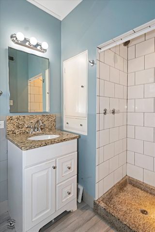 10025 S Hamilton Avenue, Chicago, IL 60643