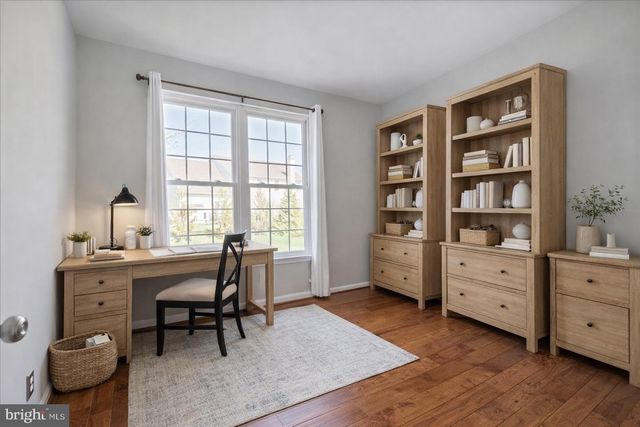 5401 WINDTREE DR, Doylestown, PA 18902