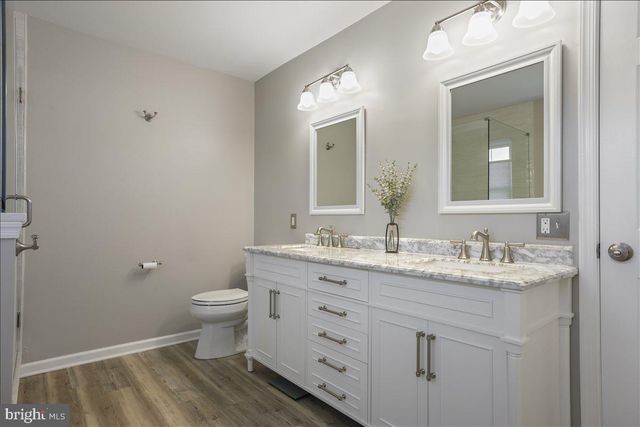 5401 WINDTREE DR, Doylestown, PA 18902