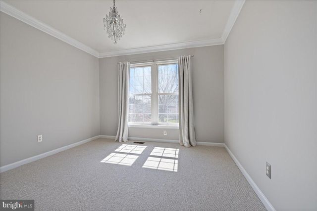 5401 WINDTREE DR, Doylestown, PA 18902