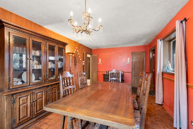 5608 S Gilbert Avenue, La Grange Highlands, IL 60525