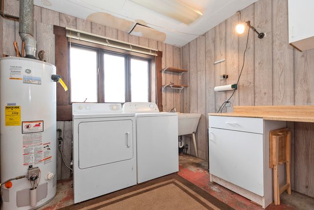 5608 S Gilbert Avenue, La Grange Highlands, IL 60525