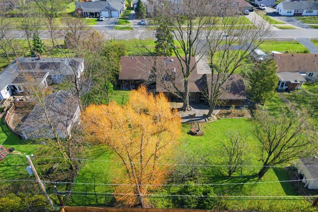 5608 S Gilbert Avenue, La Grange Highlands, IL 60525