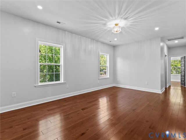 1310 Overbrook Rd, Richmond, VA 23220