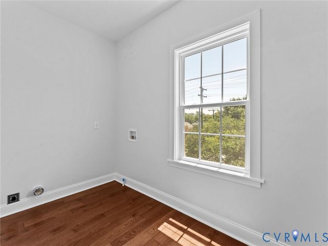 1310 Overbrook Rd, Richmond, VA 23220