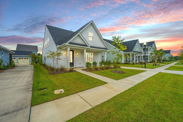 111 Hewitt Street, Summerville, SC 29486