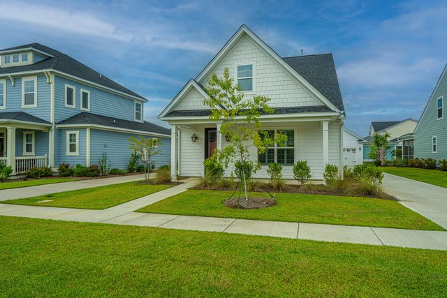 111 Hewitt Street, Summerville, SC 29486