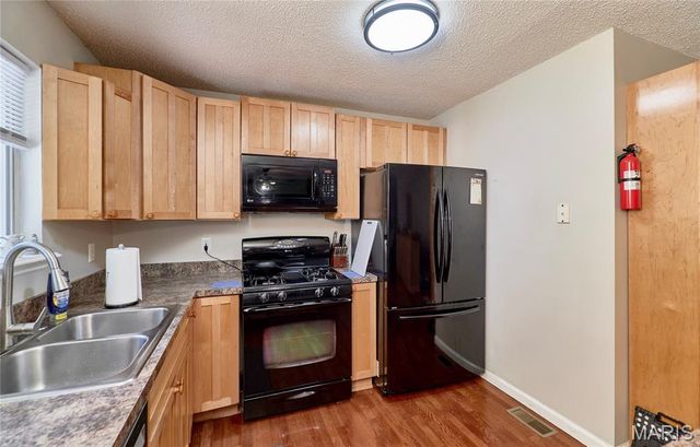 49 Savoy Drive, Lake St Louis, MO 63367