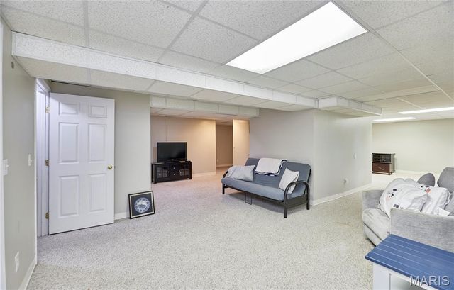 49 Savoy Drive, Lake St Louis, MO 63367