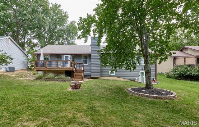 49 Savoy Drive, Lake St Louis, MO 63367
