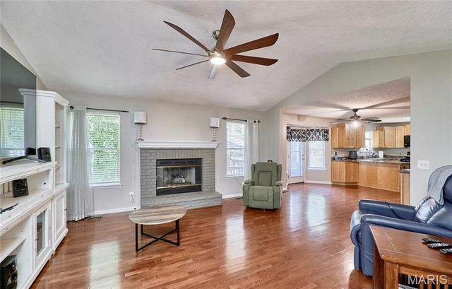 49 Savoy Drive, Lake St Louis, MO 63367