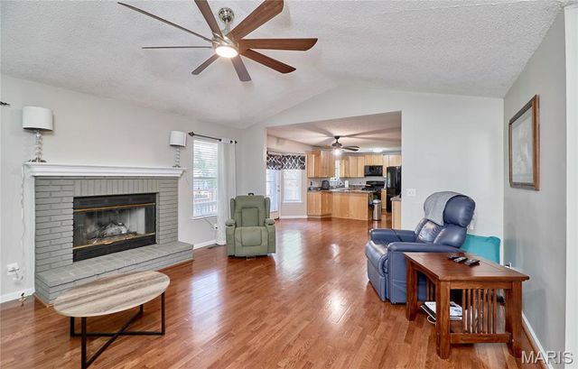 49 Savoy Drive, Lake St Louis, MO 63367