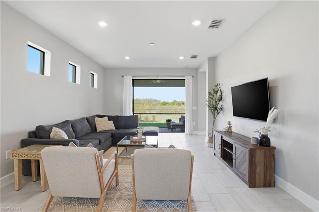 20064 Kingmont DR, Estero, FL 33928