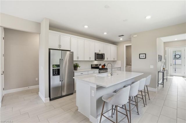 20064 Kingmont DR, Estero, FL 33928