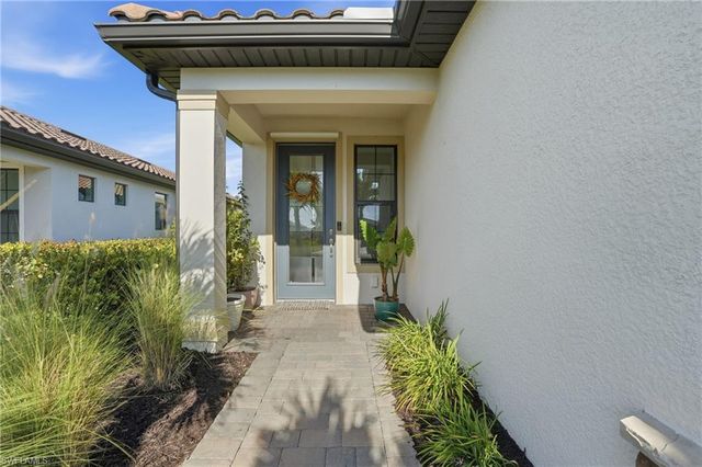 20064 Kingmont DR, Estero, FL 33928