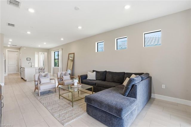 20064 Kingmont DR, Estero, FL 33928