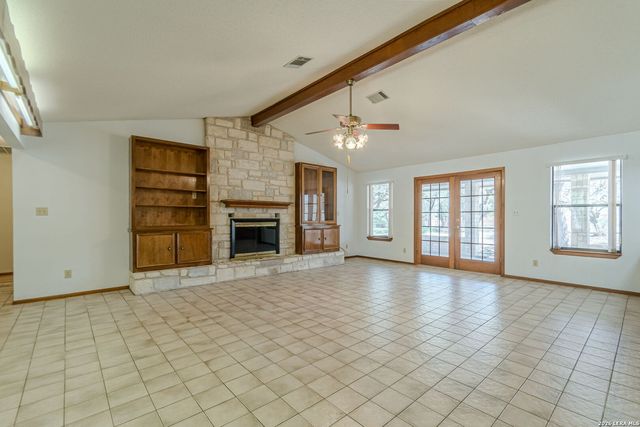 2701 Dees St, San Marcos, TX 78666