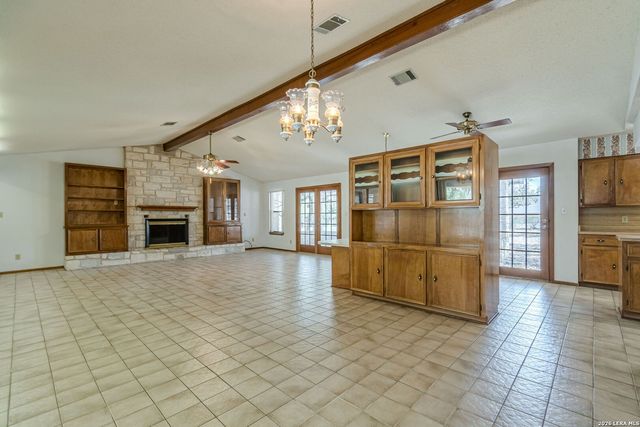 2701 Dees St, San Marcos, TX 78666