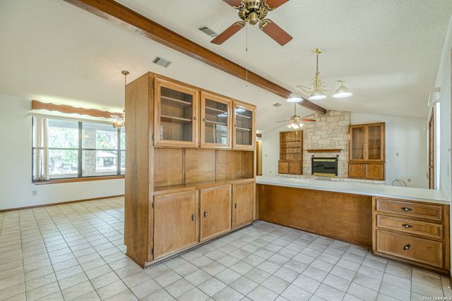 2701 Dees St, San Marcos, TX 78666