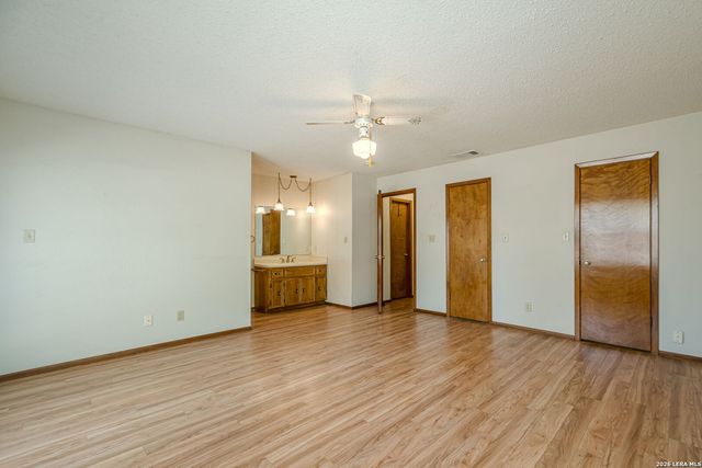 2701 Dees St, San Marcos, TX 78666