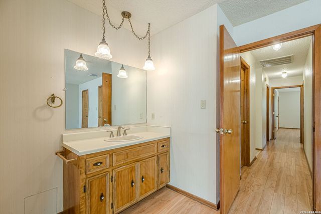 2701 Dees St, San Marcos, TX 78666