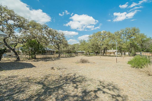 2701 Dees St, San Marcos, TX 78666