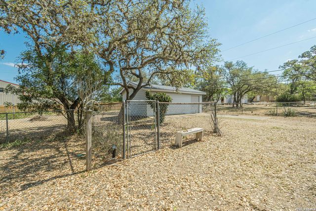 2701 Dees St, San Marcos, TX 78666