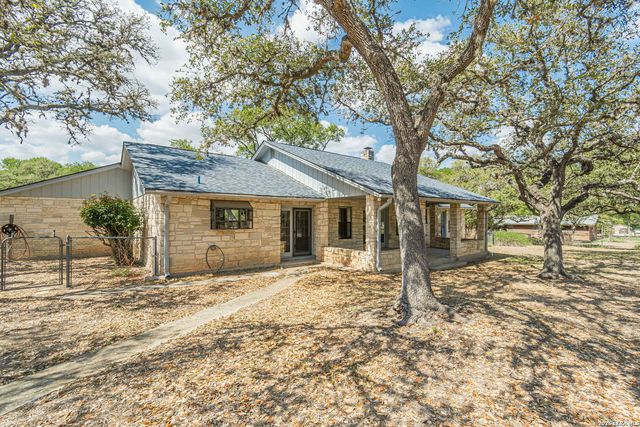 2701 Dees St, San Marcos, TX 78666