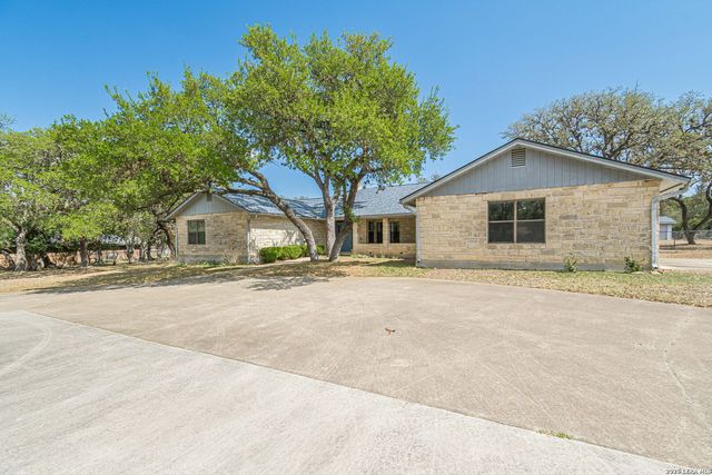 2701 Dees St, San Marcos, TX 78666