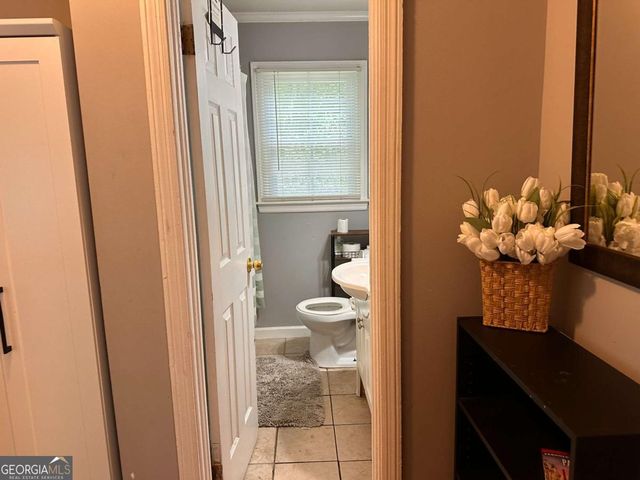 5649 Emory Drive, Savannah, GA 31406