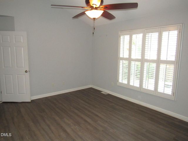 2723 Clifton Avenue, Creedmoor, NC 27522