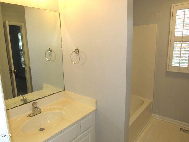 2723 Clifton Avenue, Creedmoor, NC 27522