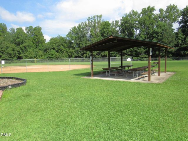 2723 Clifton Avenue, Creedmoor, NC 27522
