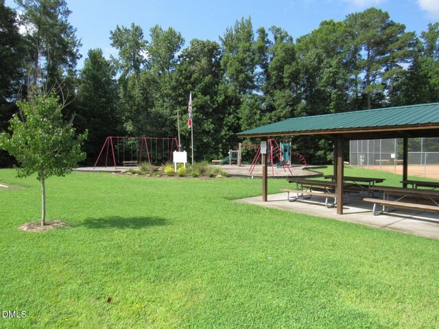 2723 Clifton Avenue, Creedmoor, NC 27522