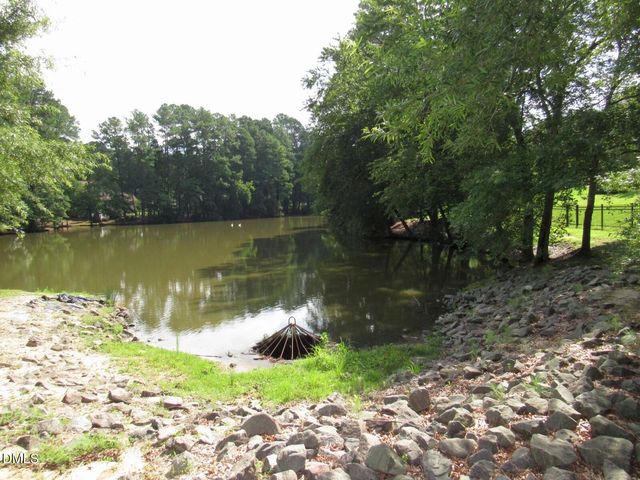 2723 Clifton Avenue, Creedmoor, NC 27522