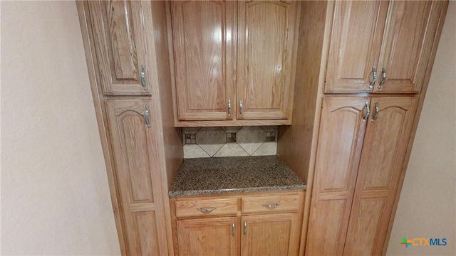 924 Holly Street, Copperas Cove, TX 76522