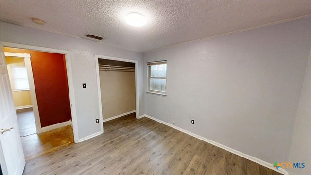 924 Holly Street, Copperas Cove, TX 76522