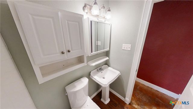 924 Holly Street, Copperas Cove, TX 76522