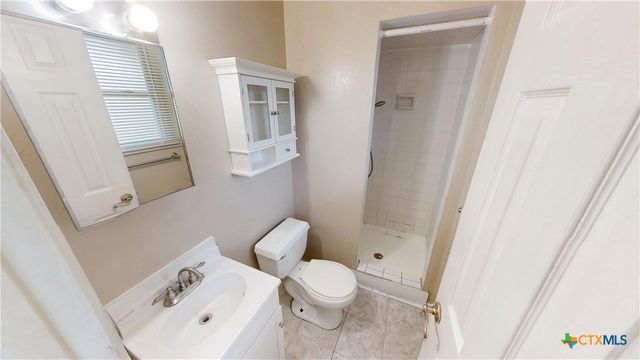 924 Holly Street, Copperas Cove, TX 76522