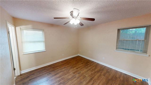 924 Holly Street, Copperas Cove, TX 76522