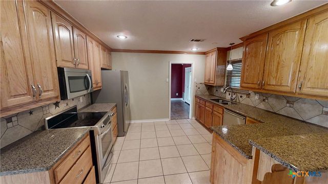 924 Holly Street, Copperas Cove, TX 76522
