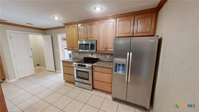 924 Holly Street, Copperas Cove, TX 76522
