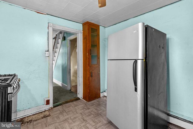 203 ROBERTSON AVE, Morrisville, PA 19067